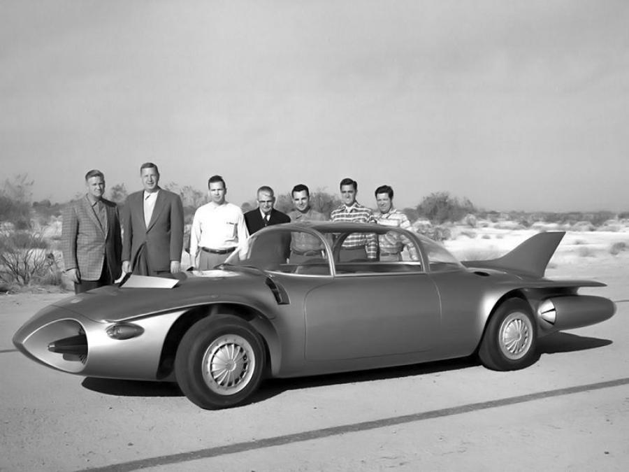  GM Firebird II Concept Car 1956 года  (фото 4 из 21)